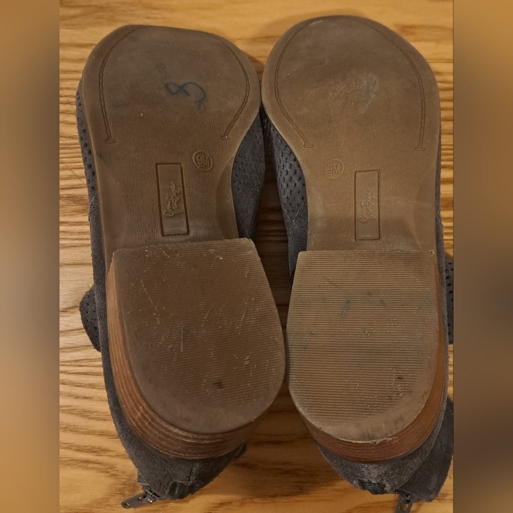 Crown Vintage Rumble Grey Suede Boho Indie Neutral Casual Ankle Boot Shoe SZ 9M - Picture 6 of 9